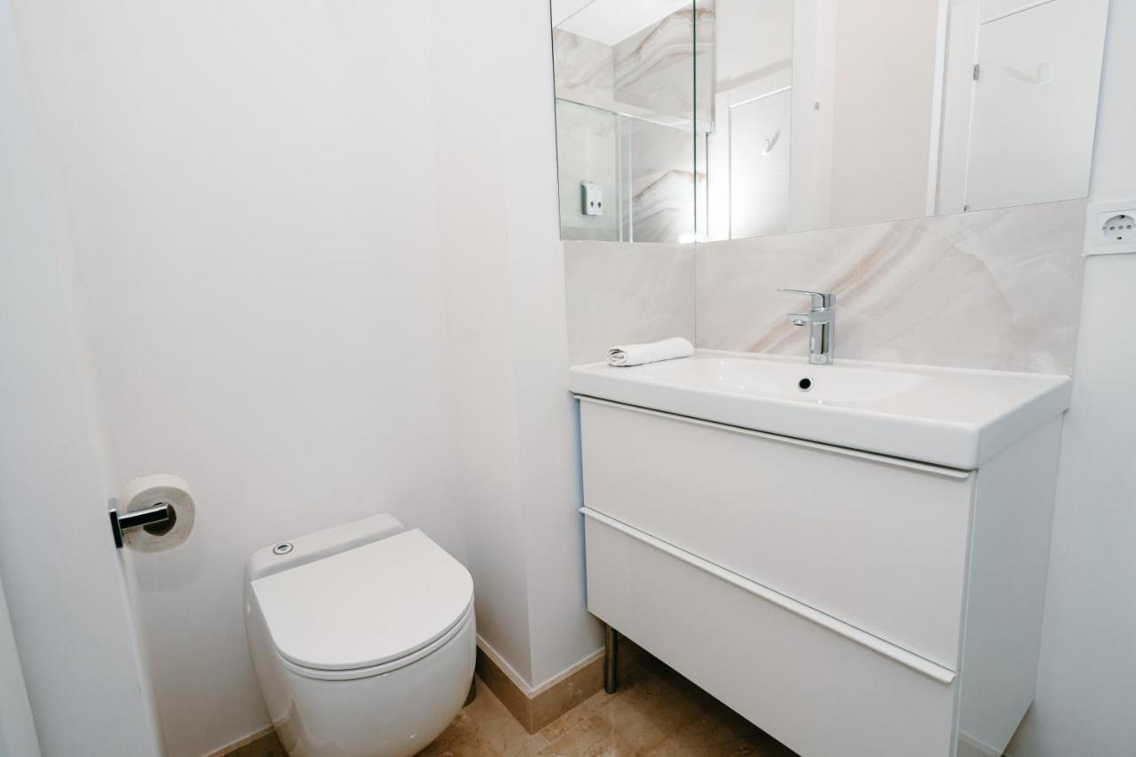 New Picasso Plaza - Malaga Apartment Exterior foto
